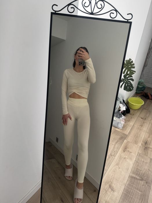 Legginsy wysoki stan prążkowane s