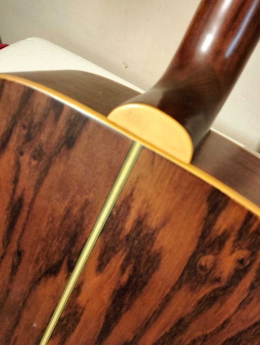 Violão marca Cadenza