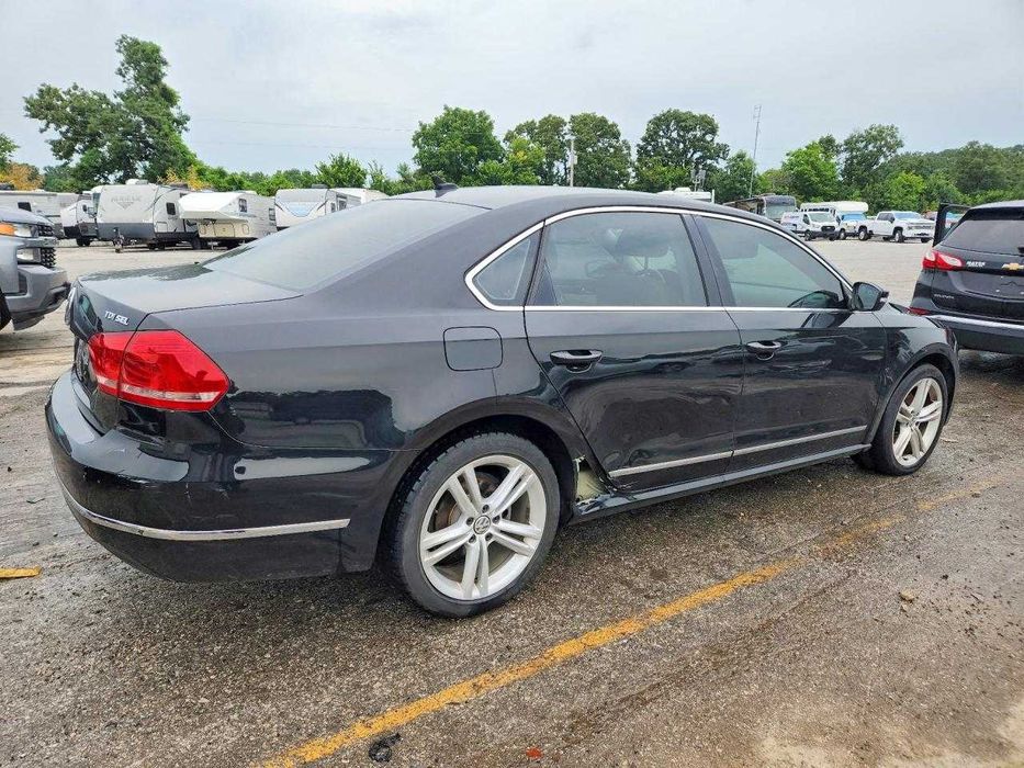 2015 Volkswagen PASSAT SEL