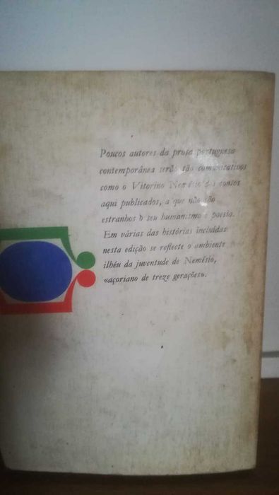 Quatro prisões debaixo de armas - Vitorino Nemésio