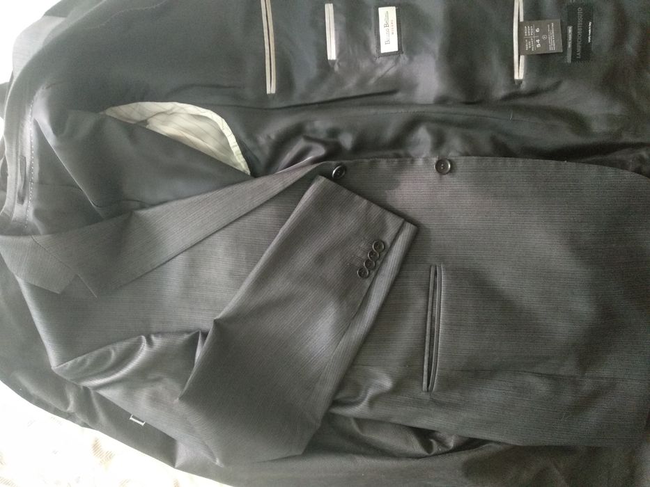 Продам костюм в отличном состоянии