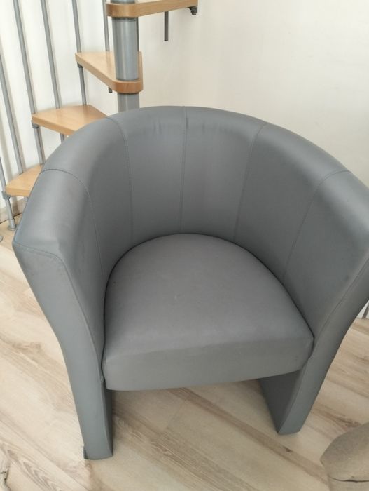 Fotel kubełkowy szary