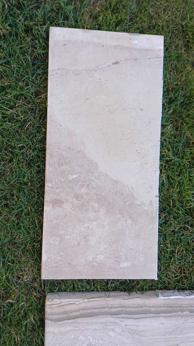 Parapety / półki marmurowe