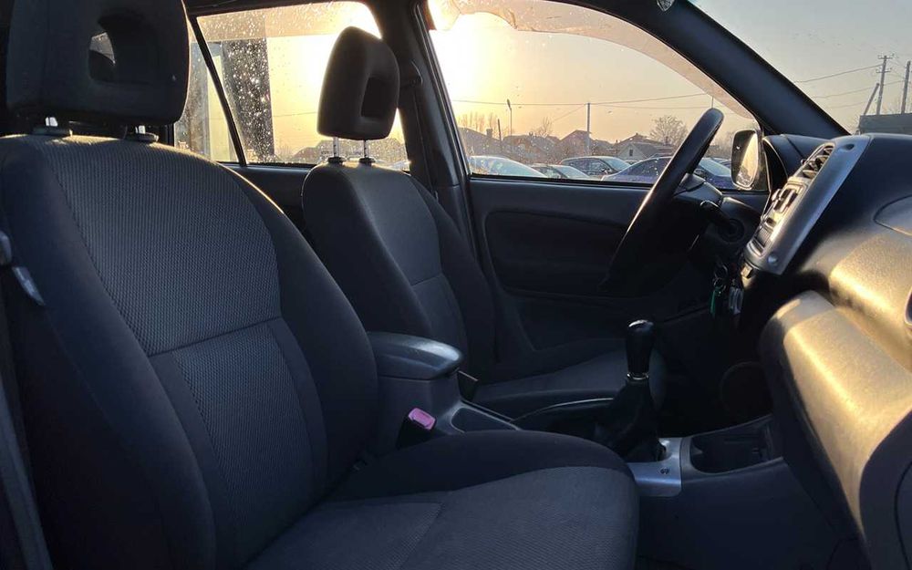 Toyota RAV4 2002