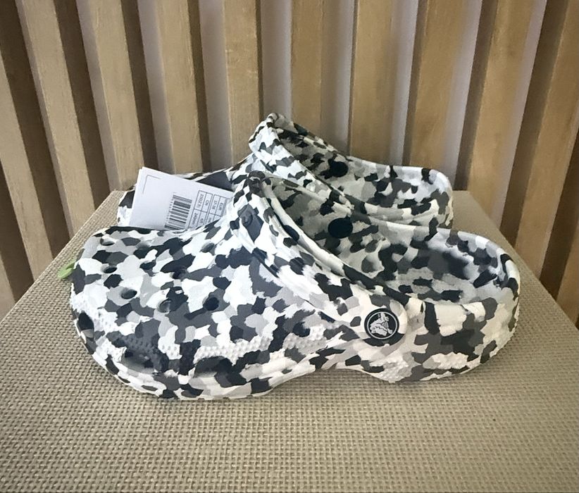 Klapki Crocs ClassicConfetti m5/w7 37-38 Nowe
