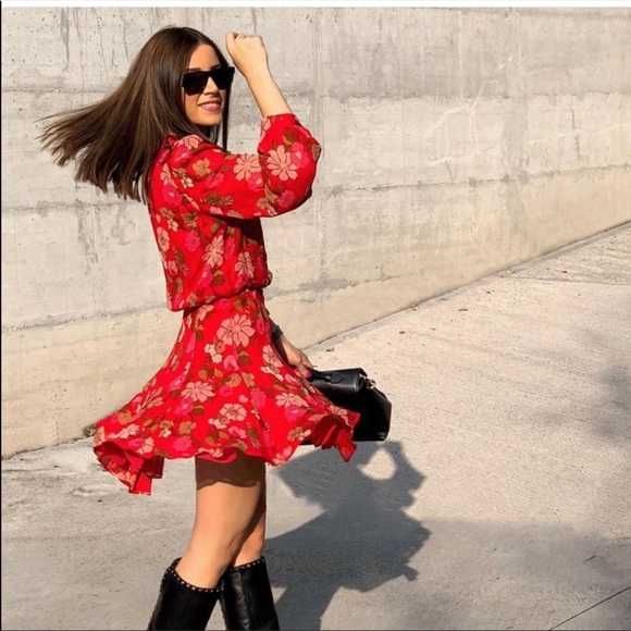 Zwiewna sukienka w kwiaty z wiązaniem Zara vintage boho M