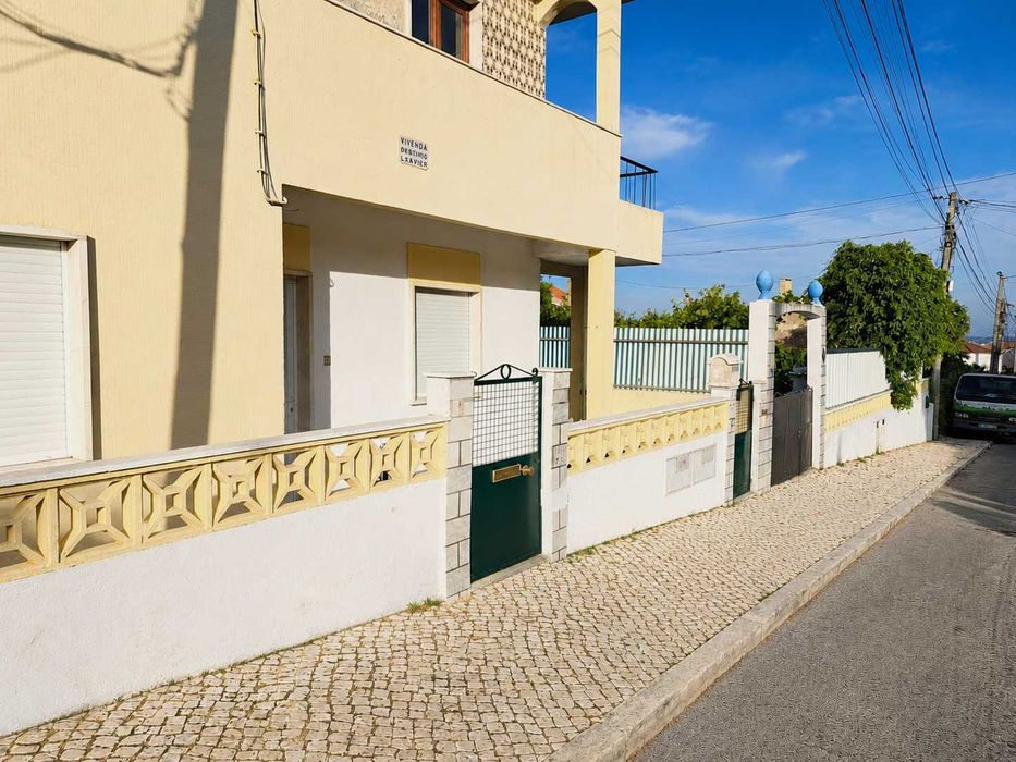 Quartos mobilados em T3 - Arrendamento