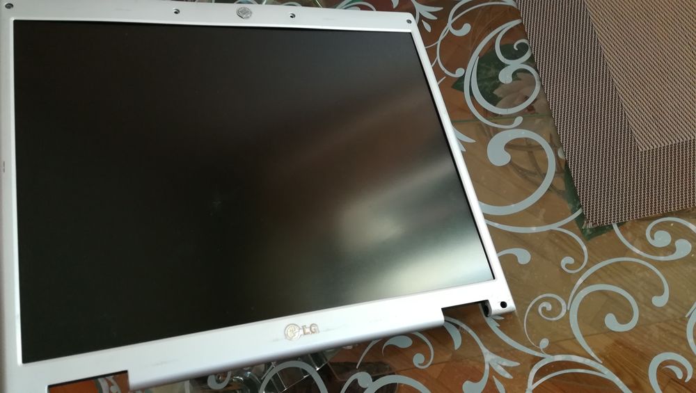Ноутбук LG M1 на запчастини