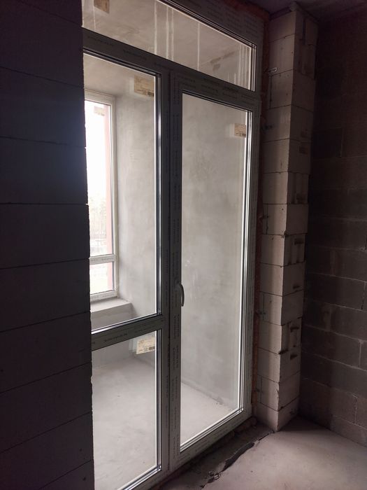 Металопластиковий блок з дверима