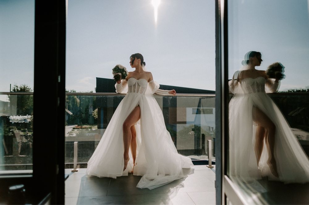 Весільна сукня