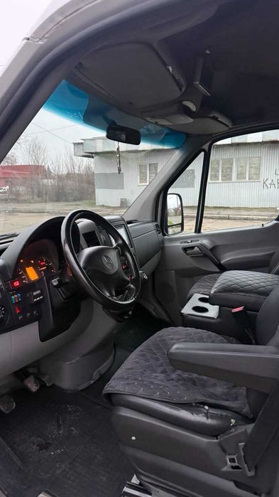 Продам Mercedes Sprinter 8+1