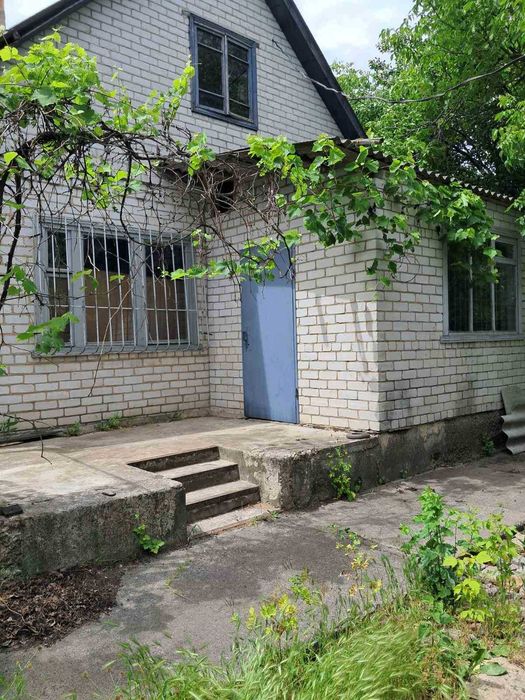 Продам новый 4-х комн. дом, земли 50 сот. Все удобства.