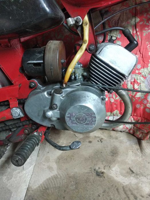 Мопед Карпати продам по запчастинам