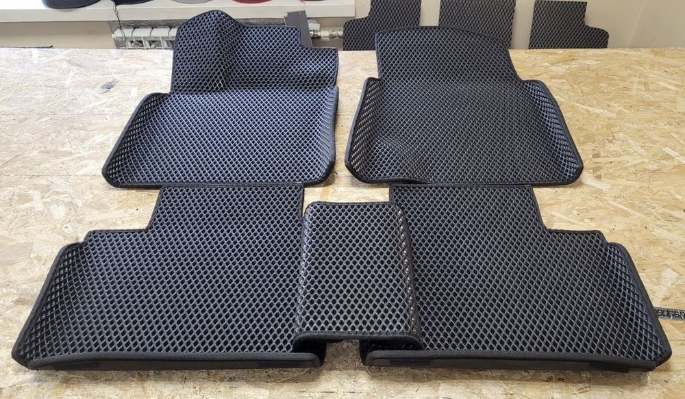 Зимові коврики Ева в машину. Килимки EVA, захист від бруду