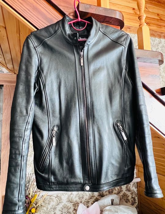 Продам шкіряну чоловічу куртку