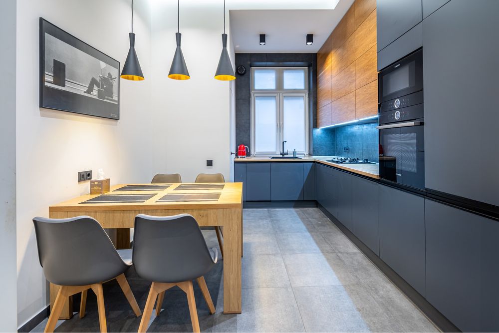 Сучасна квартира на вул. Франка для пари.