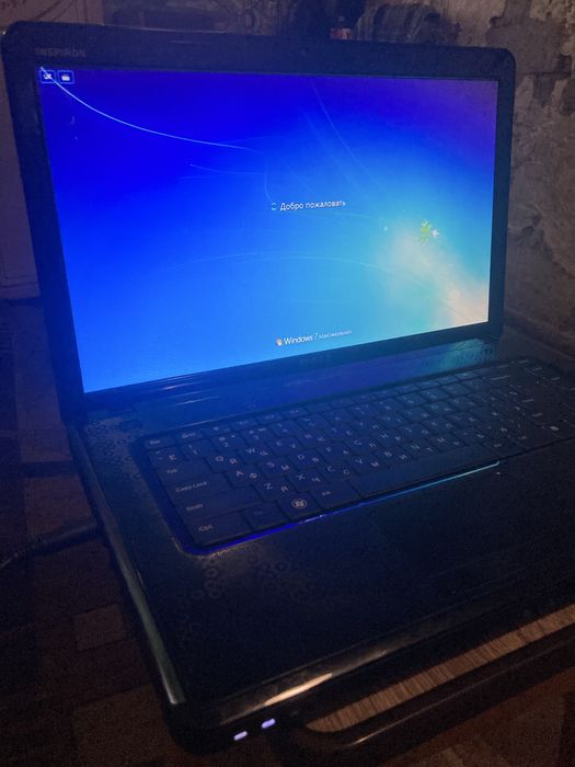 Ноутбук DELL  Inspiron N5030 1800