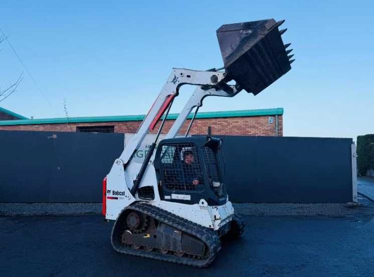 Міні - навантажувач BOBCAT T630 + ковш *2015 РІК* 2371 година + відео