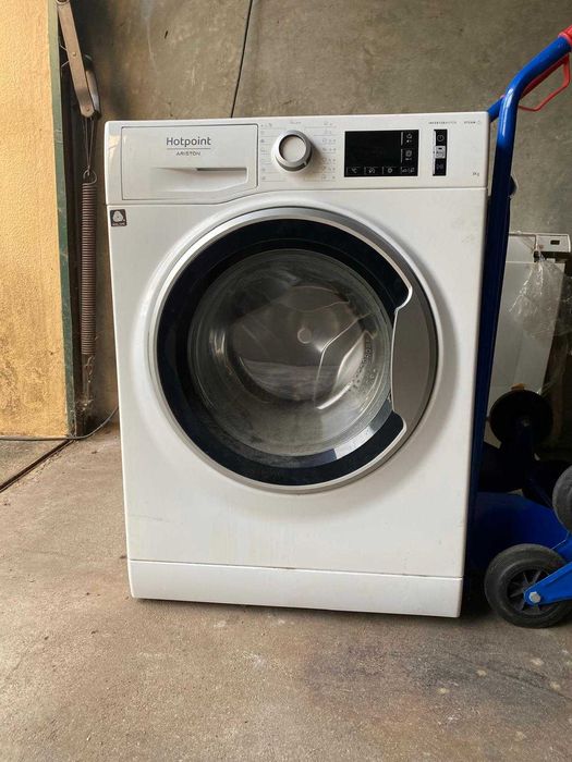 Máquina de Lavar Roupa Hotpoint/Whirlpool (8kg / 1400rpm)