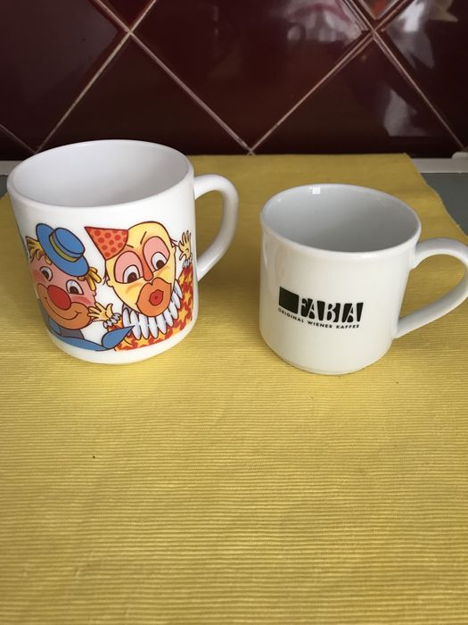 Gato, Canecas e vários artigos baratos