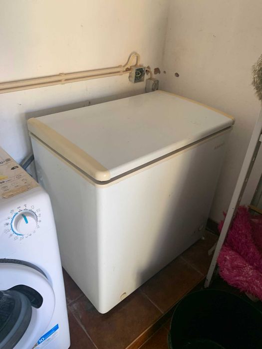 Vendo Arca Jocel em bom estado e funcional