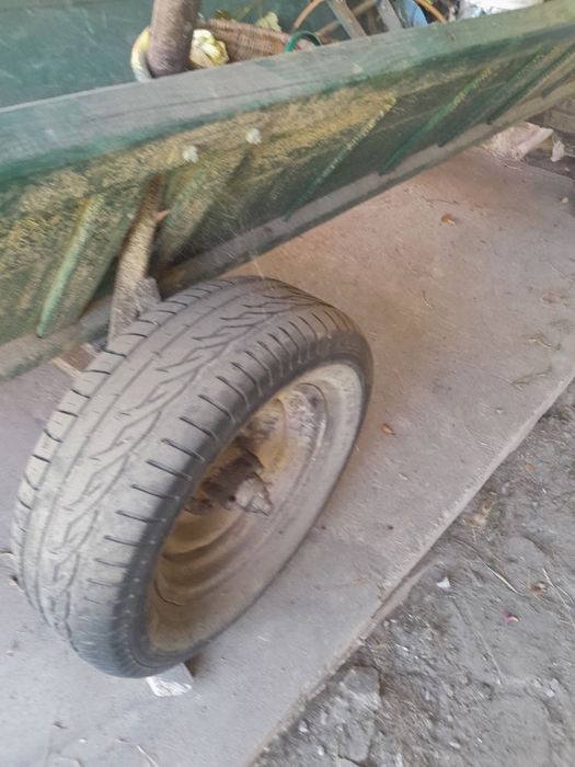 Віз до трактора.