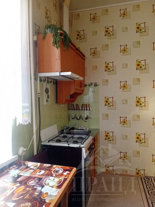 Продам 2 кмн квартиру