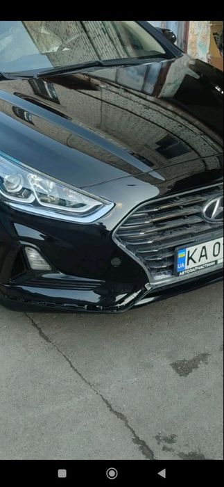 Решетка и противотуманка Хьюндай Соната 2018