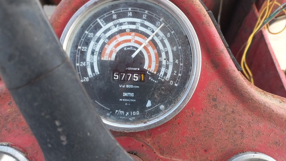 Ciągnik Volvo Bm 400 z turem