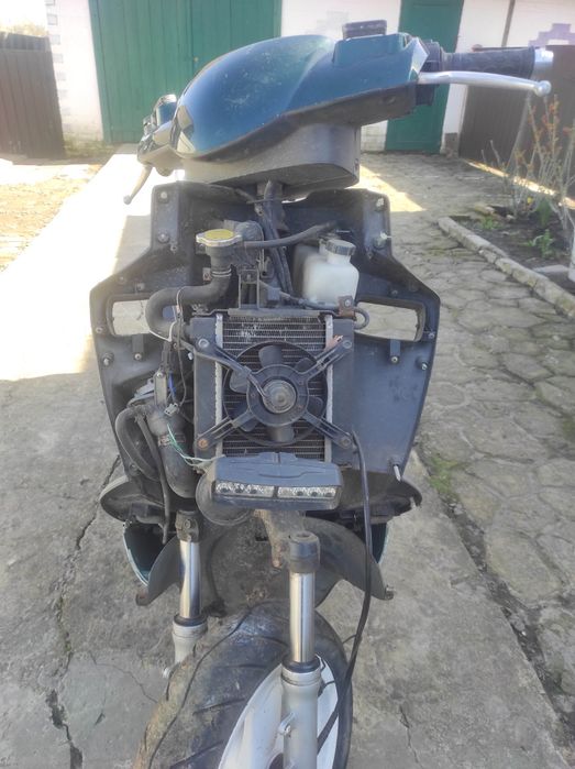 Макси скутер Honda Kymco 150 кумко Жидкостное охлаждение