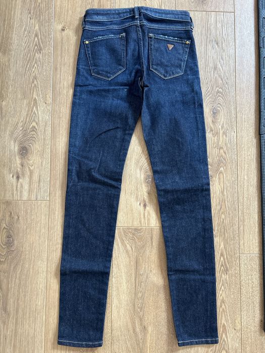Spodnie jeansowe rozmiar 24,Guess