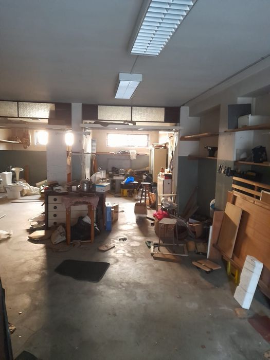 Faço limpeza geral cumulação de Lixo tb Faço Recolha Entulhos Madeira