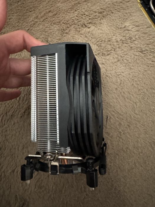 Procesor Intel i5-9400F + chłodzenie Endorfy Spartan 5
