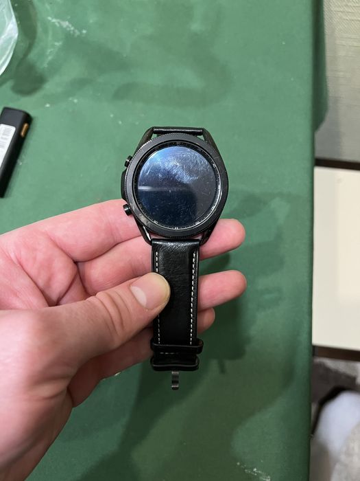 Samsung Galaxy Watch 3 (без зарядки)