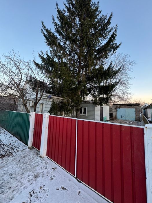 Здається приватний будинок Біленьке