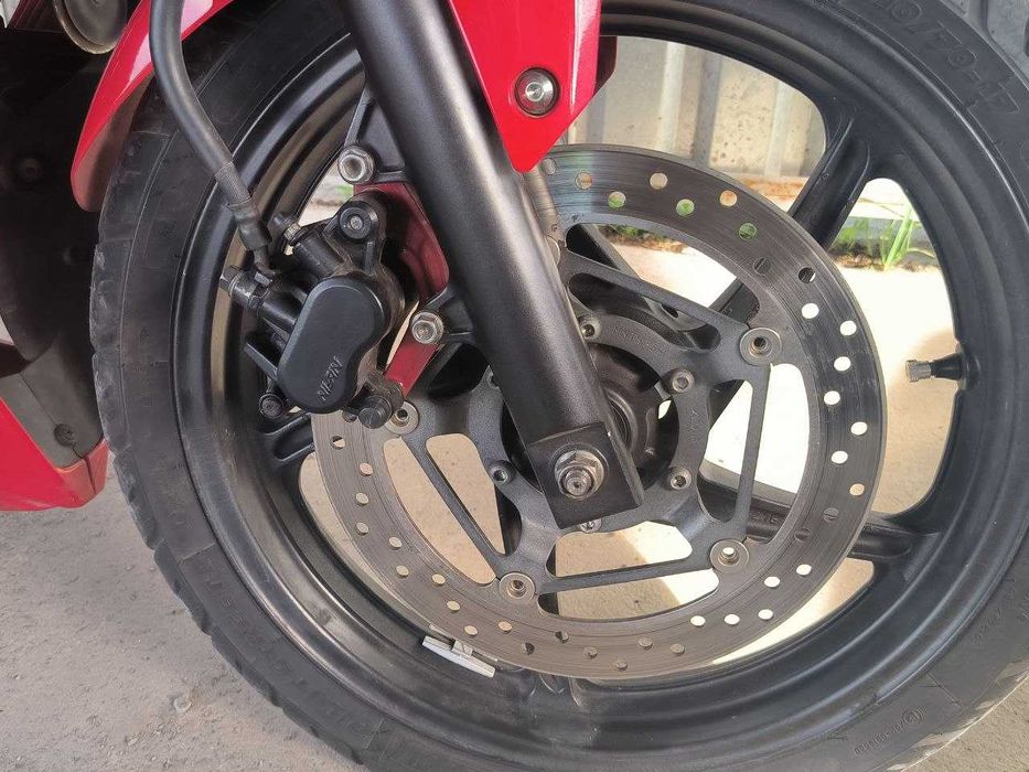 Мотоцикл Honda CBR 250R