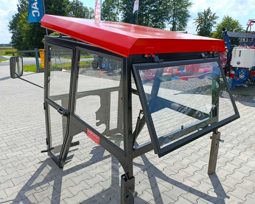 Kabina ciągnikowa do ursus c330 c360 mf t25 bez błotników AGROSTAL