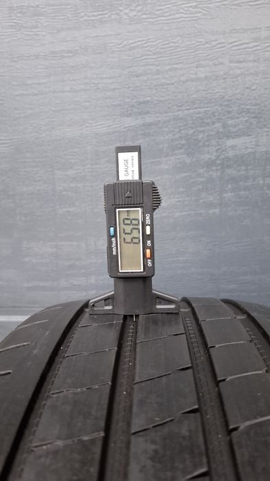 Goodyear 225/45 R19 Eagle 7 mm