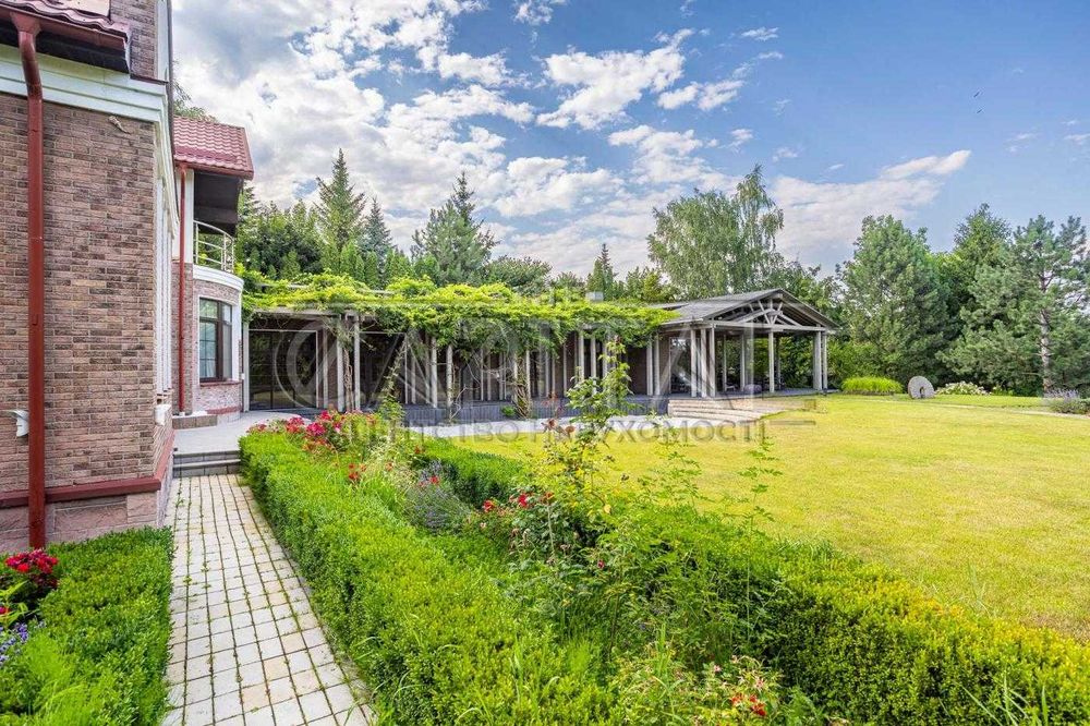 Продажа ДОМ 520м Конча-Заспа дамба Дніпрова Хвиля Газ Выход в Днепр