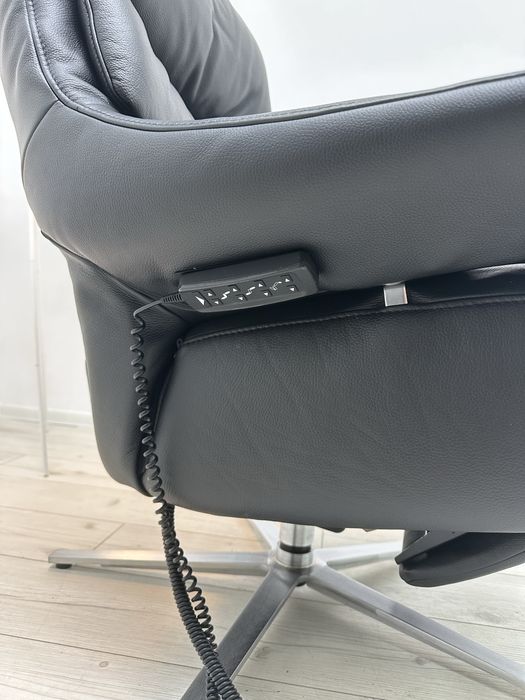 Фірмове шкіряне крісло”Himolla”