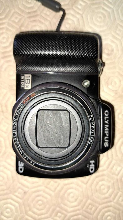 Máquina fotográfica Olympus SZ10