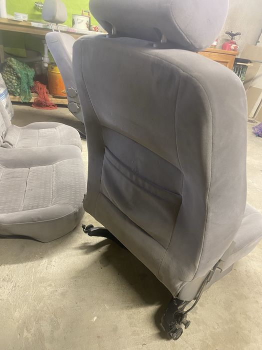 Сідушки комплект Passat b5+
