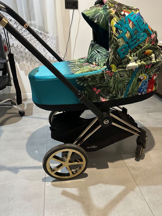 Cybex by Dj Khaled