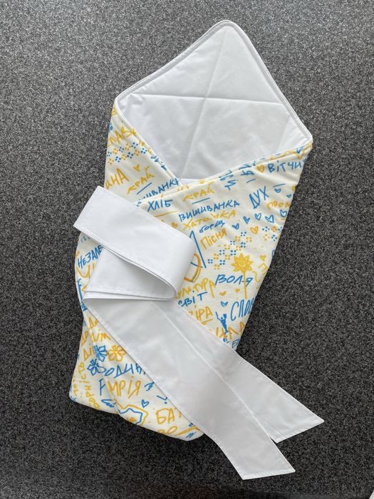 В наявності! Конверт на виписку або комплект у візочок чи ліжечко