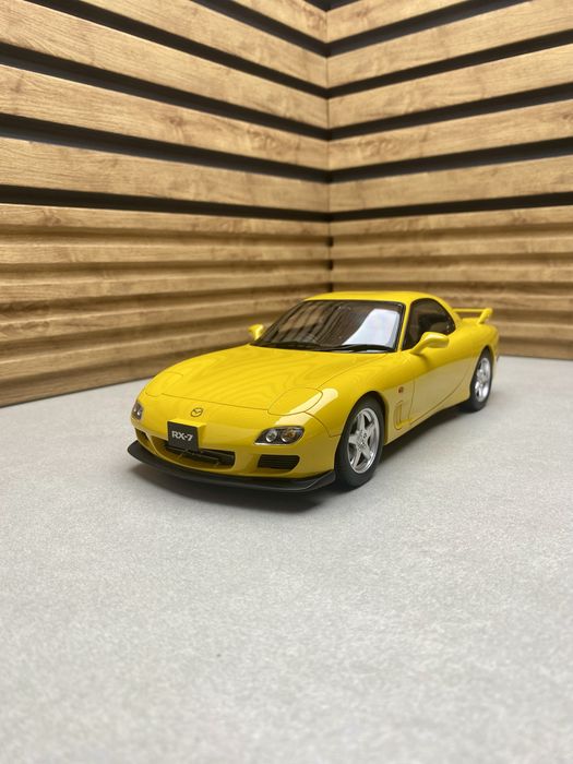 Mazda RX7 FD Type R Bathurst R Yellow 1/18