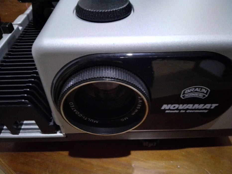 Braun Novamat E150 - Projetor de slides