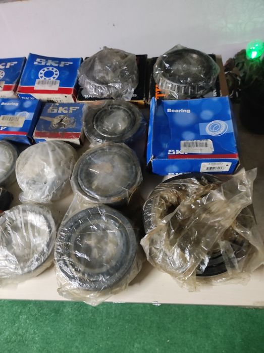 Lote de 47 rolamentos novos várias referências