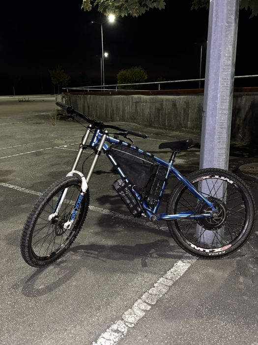 Bicicleta com kit de conversao 3000w e 72 v