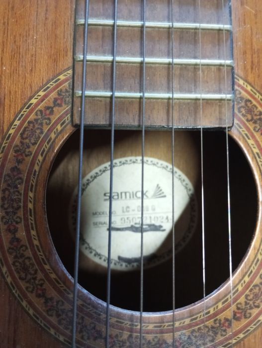 Guitarra samick classica bonita