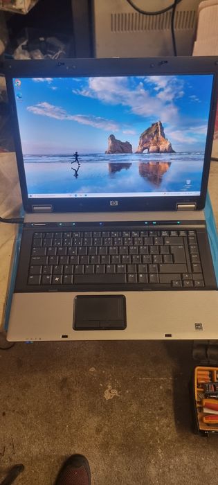 Portátil HP 6730b